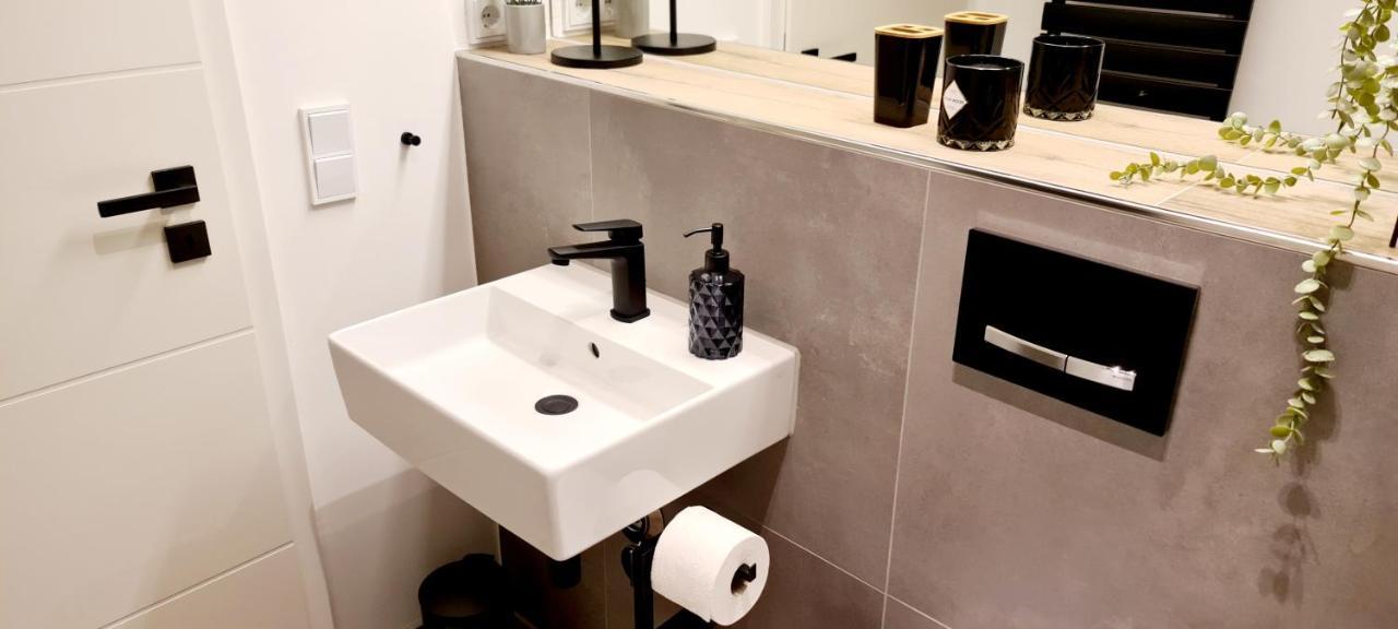 Elbquartier | Ferienwohnung In Wedel Dış mekan fotoğraf