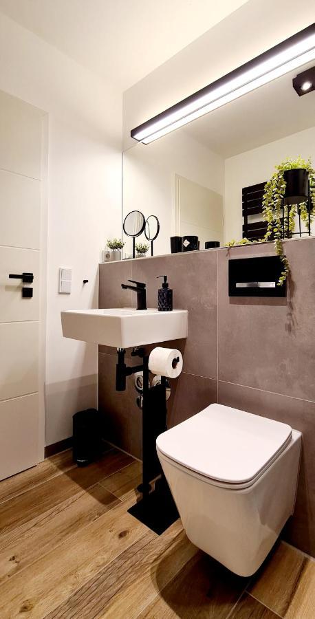 Elbquartier | Ferienwohnung In Wedel Dış mekan fotoğraf